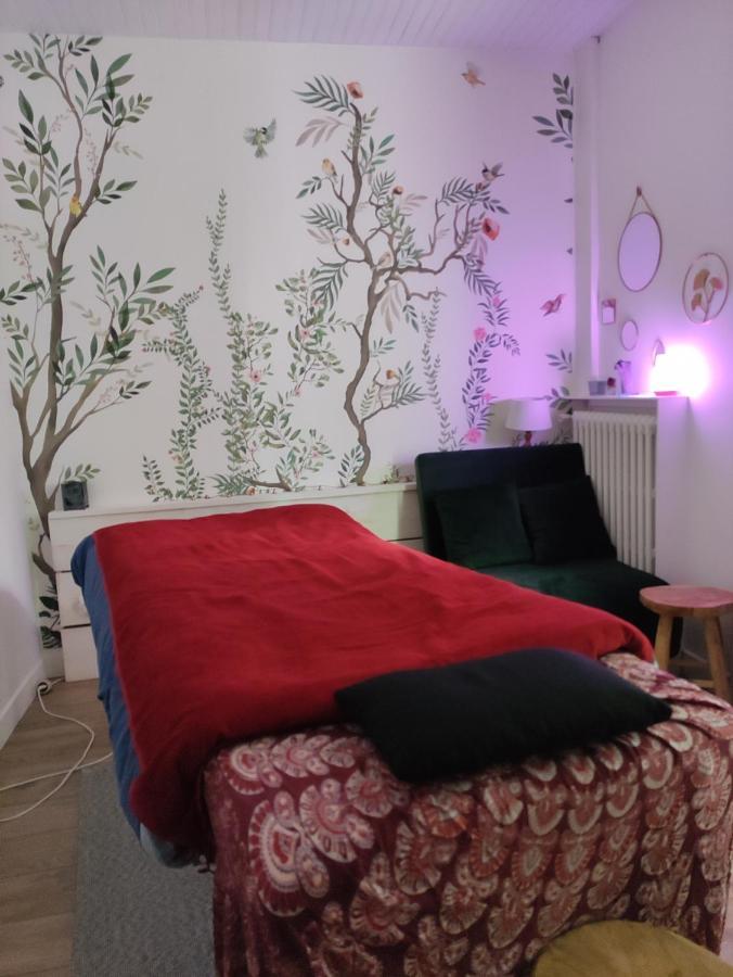 Evry  Atelier Des Sens 89 Bed & Breakfast エクステリア 写真